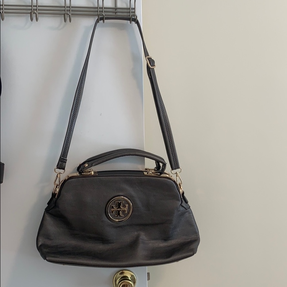 TB crossbody/handbag